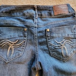 Paris blue jean capri